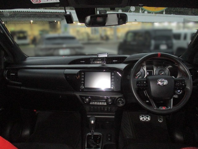 車内フロントガラスぼかし済み