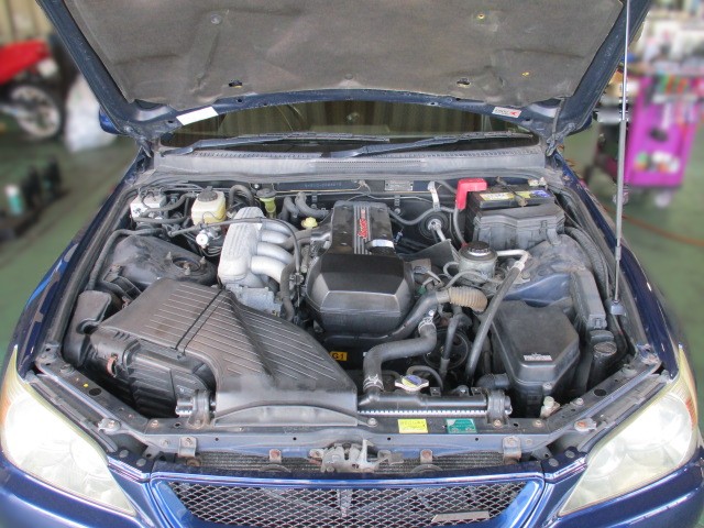 エンジンルームぼかし済